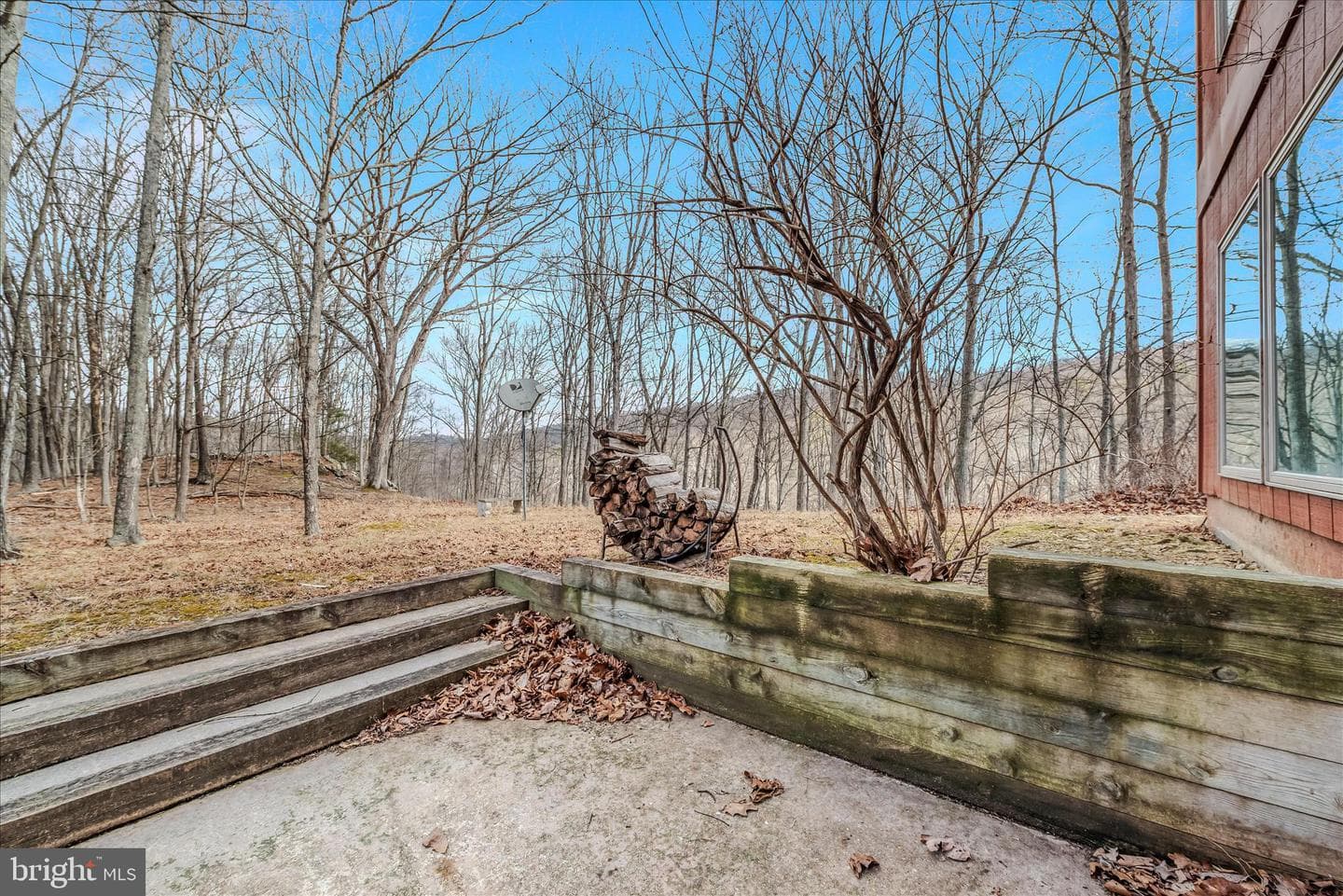 139 Cardinal Lane photo 51