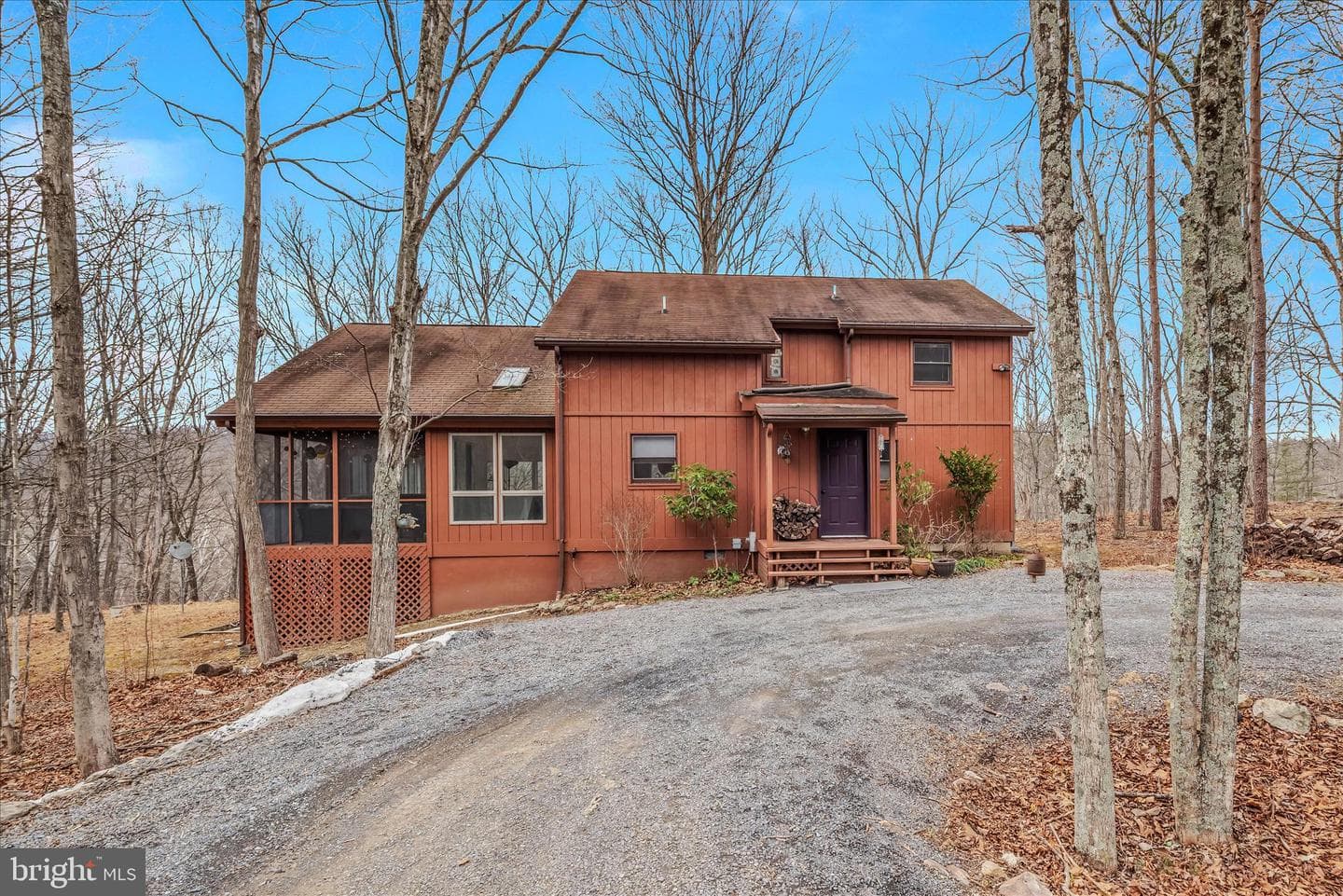 139 Cardinal Lane photo 56