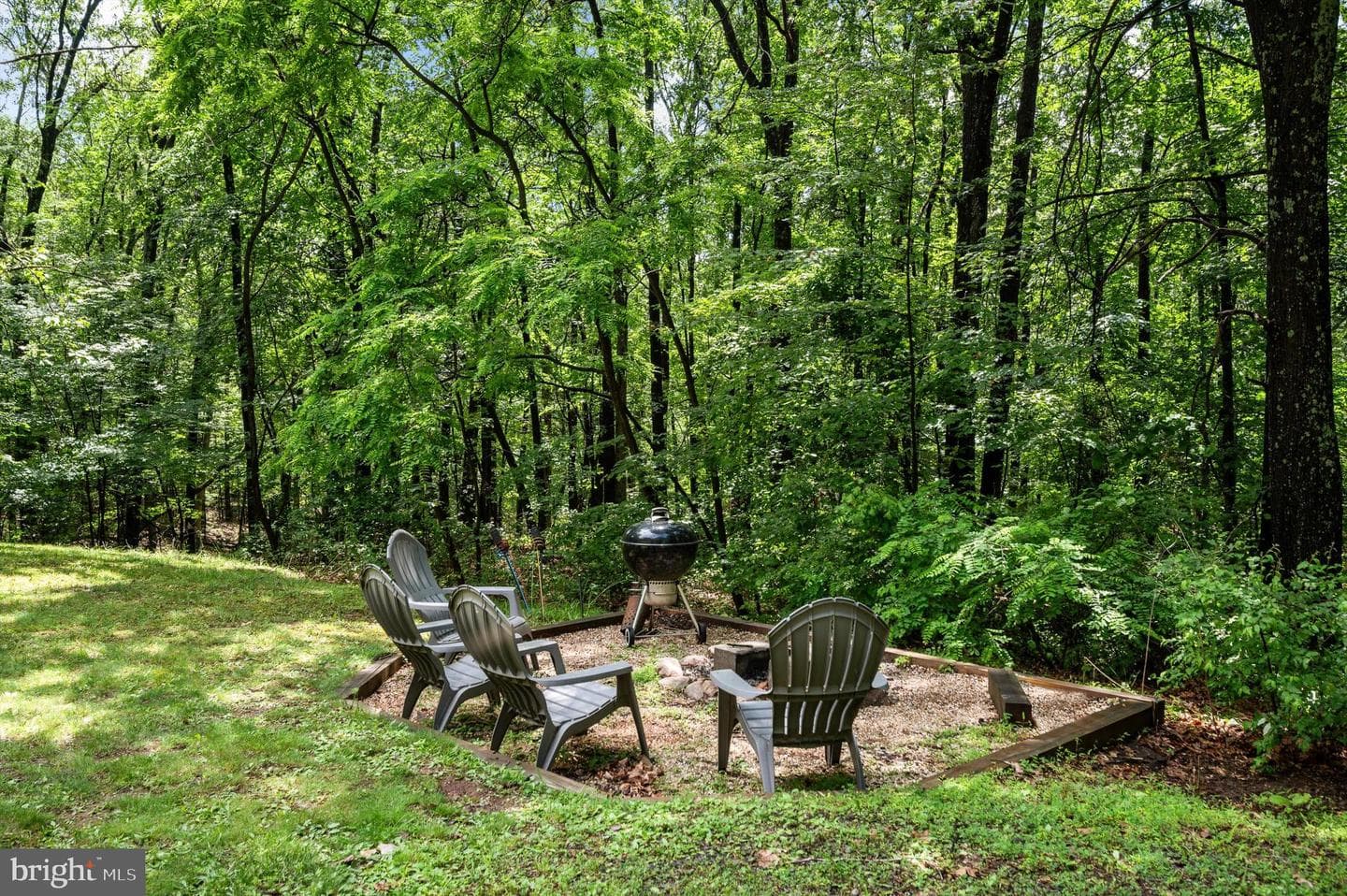 734 Log Cabin Lane photo 24