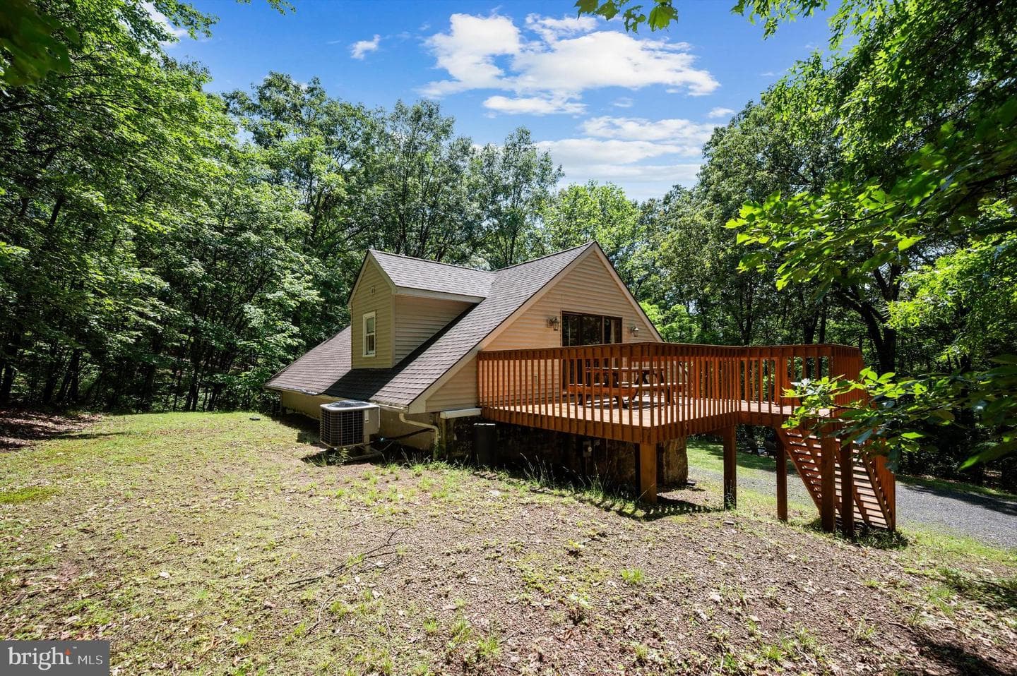 734 Log Cabin Lane photo 26