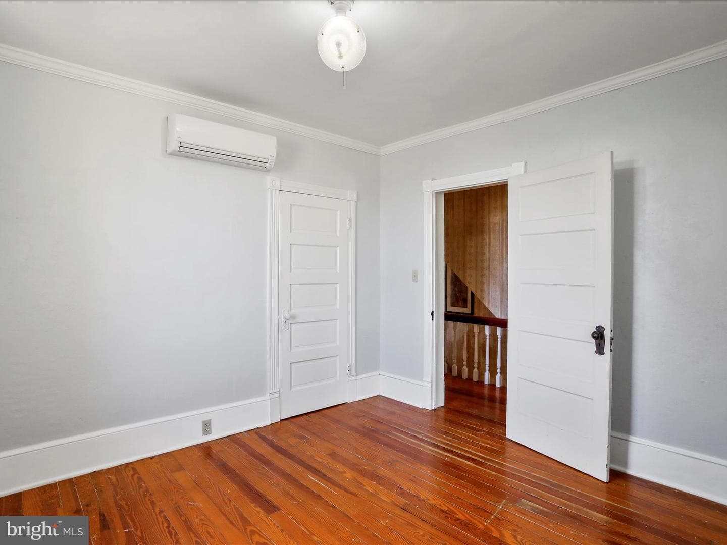 1048 Fairview Drive photo 12
