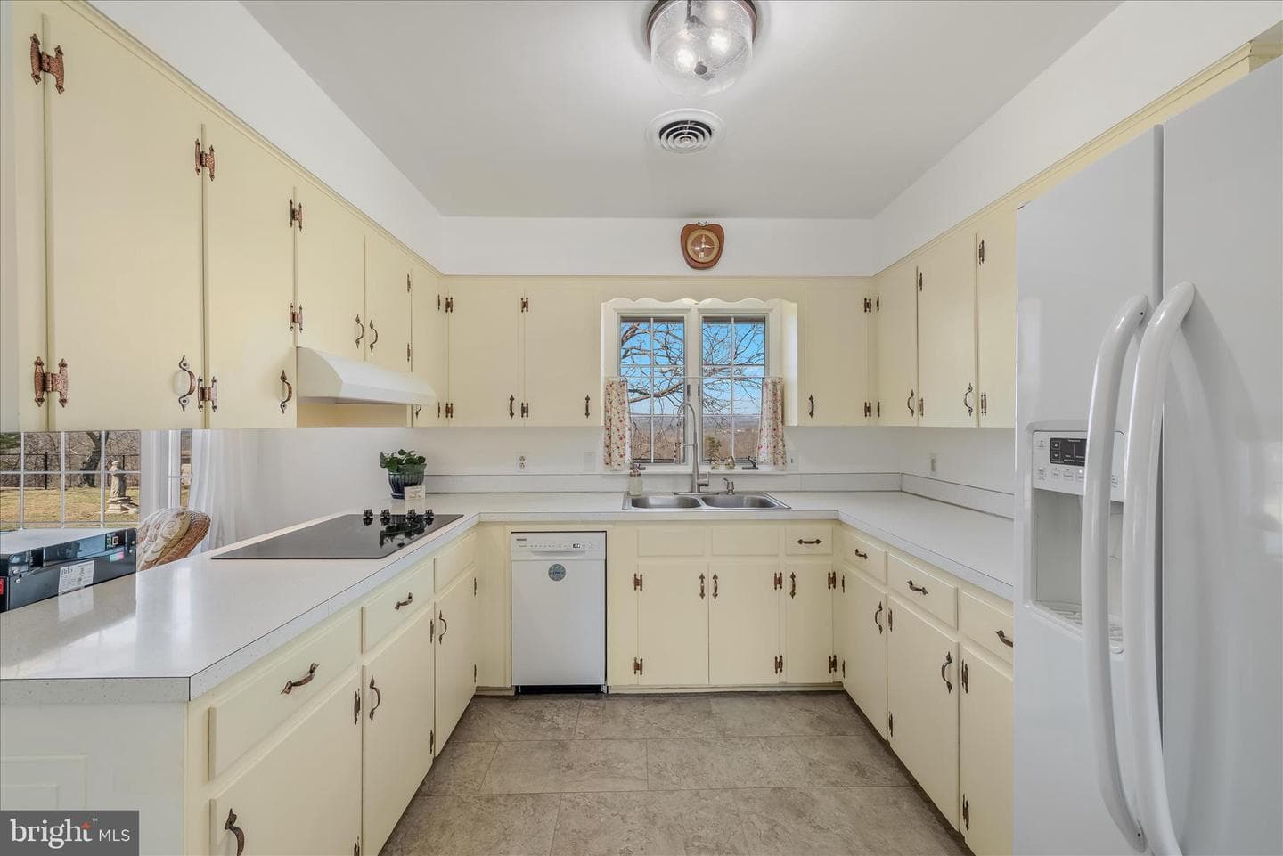2431 Highland Ridge Road photo 12