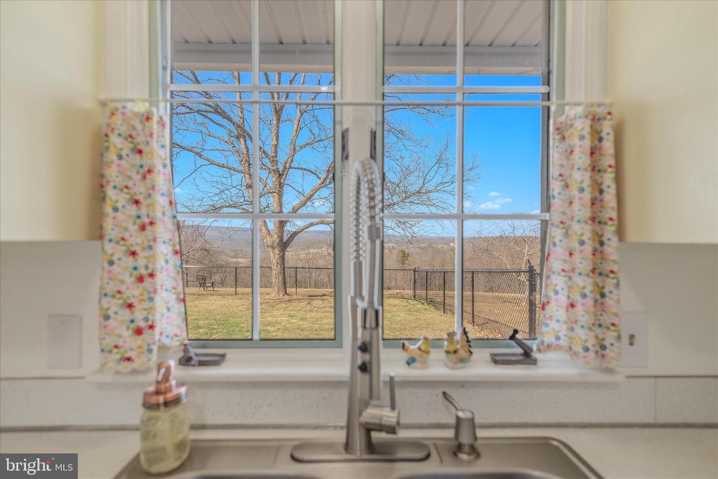 2431 Highland Ridge Road photo 14