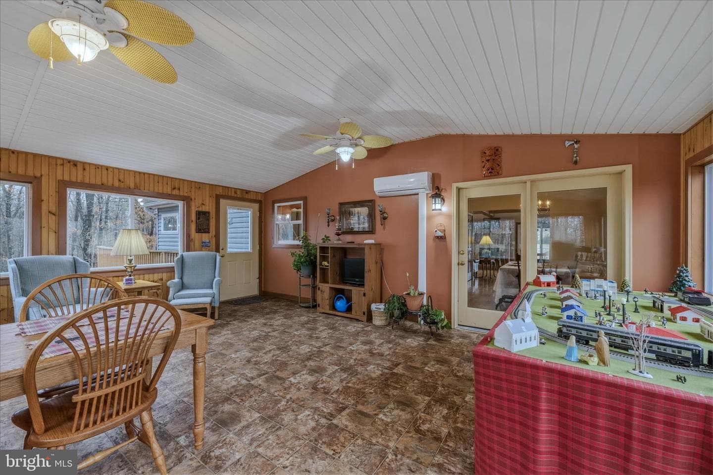 10 Winding Way photo 21