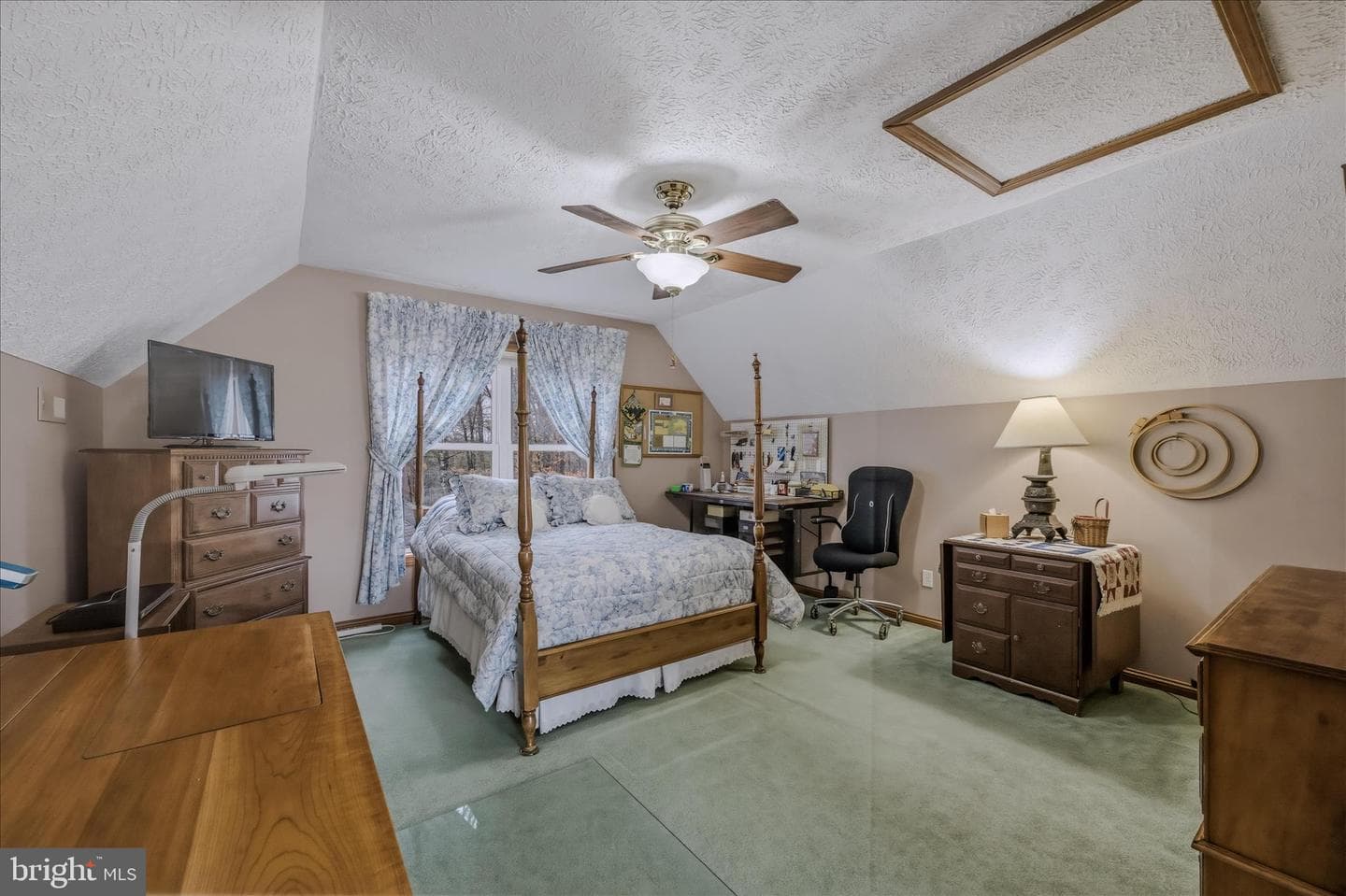 10 Winding Way photo 34