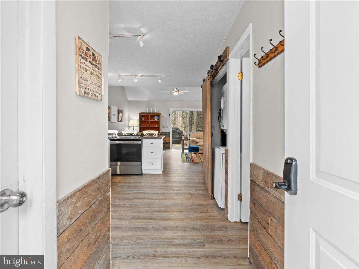442 Foggy Bottom Lane photo 2