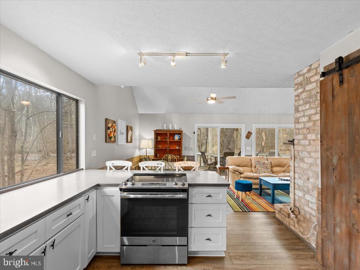 442 Foggy Bottom Lane photo 4