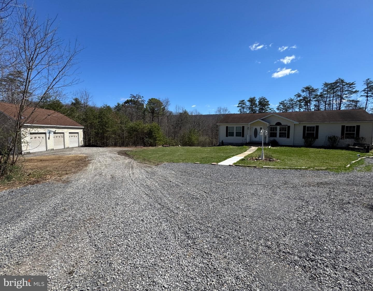 271 Packing Shed Road photo 3