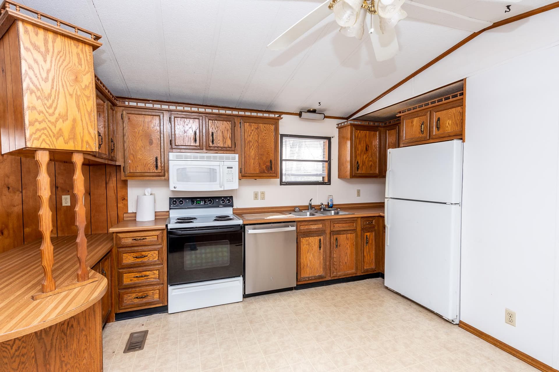 204 Goller Hills Lane photo 7