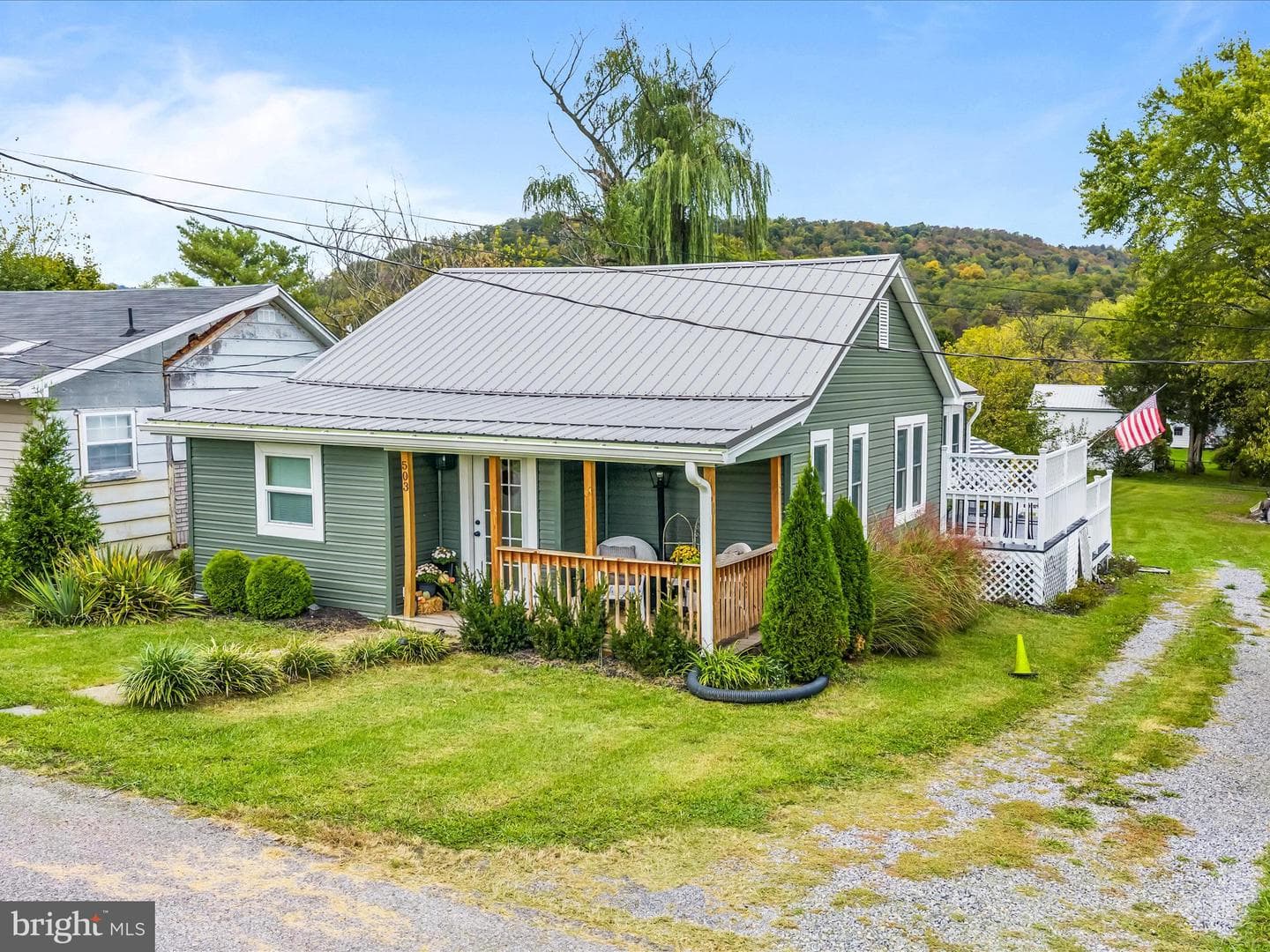 503 Hammond Street photo 3