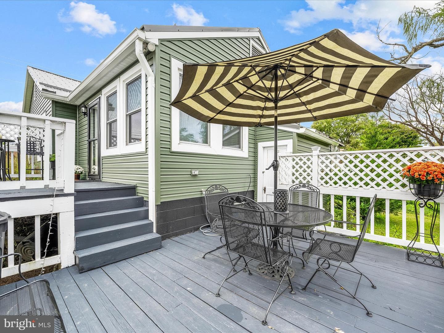 503 Hammond Street photo 33