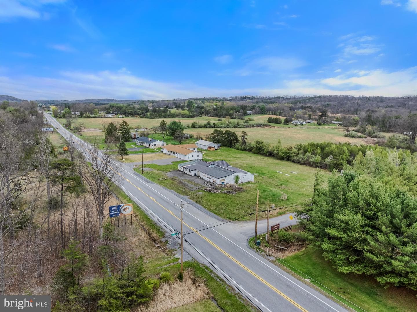 11223 Valley Road photo 7
