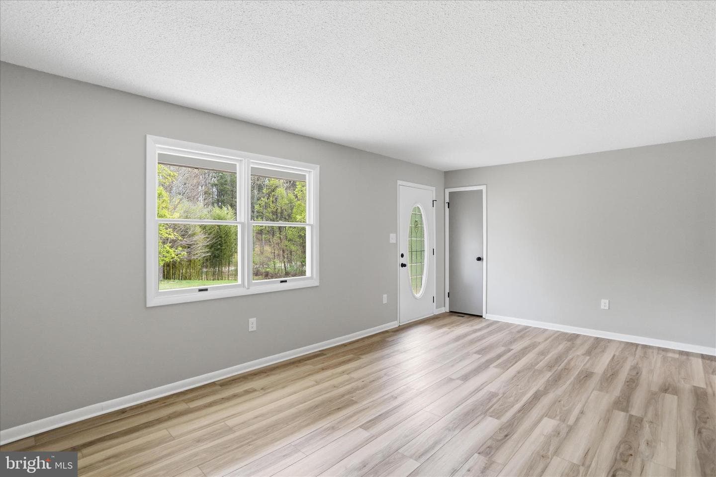 381 Mellon East Road photo 13