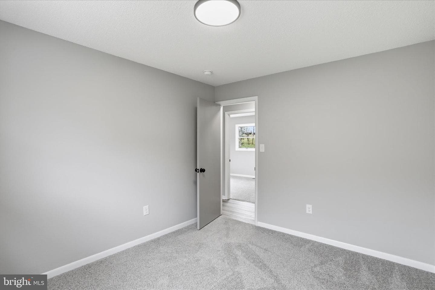 381 Mellon East Road photo 17