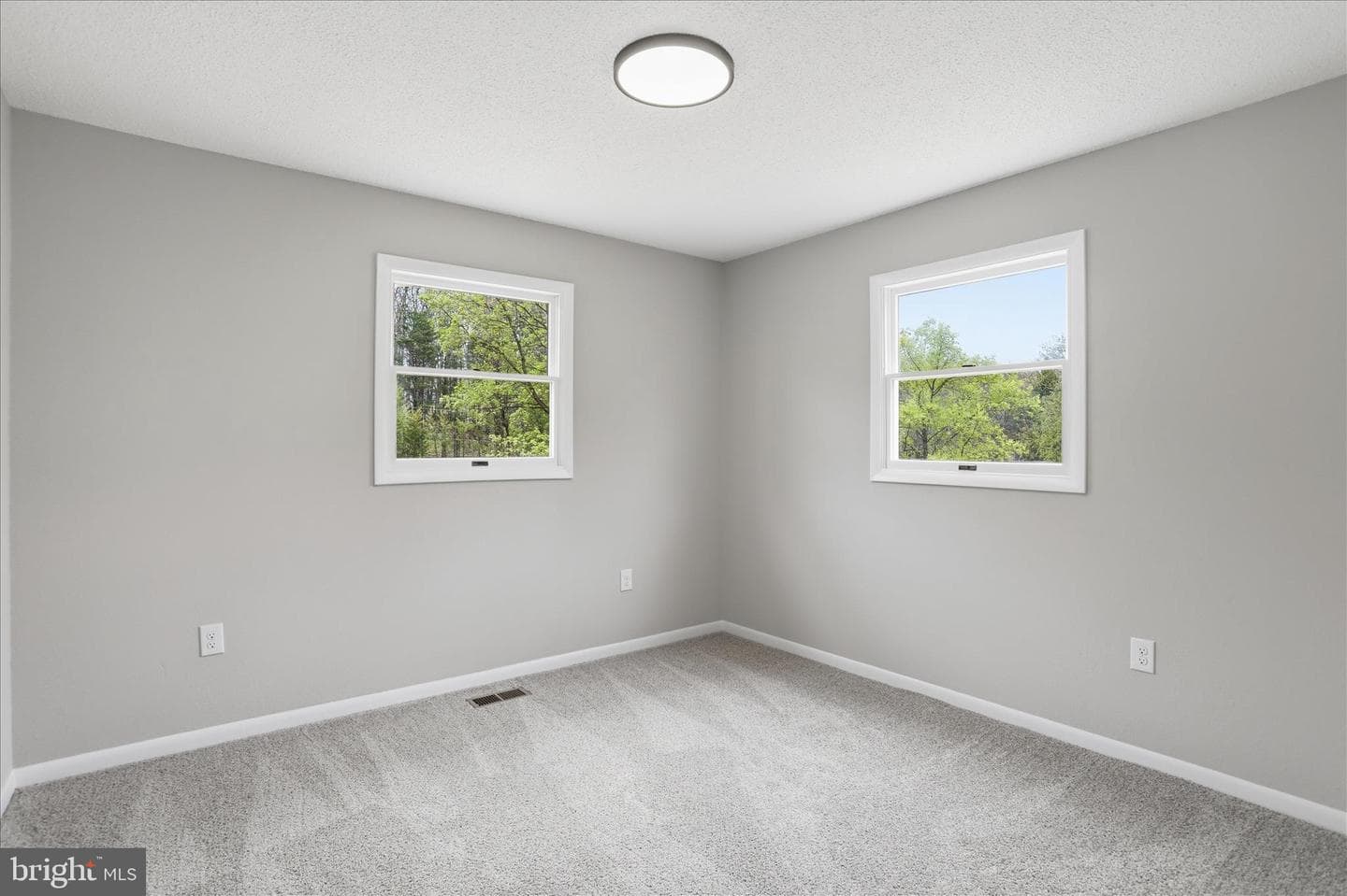 381 Mellon East Road photo 18