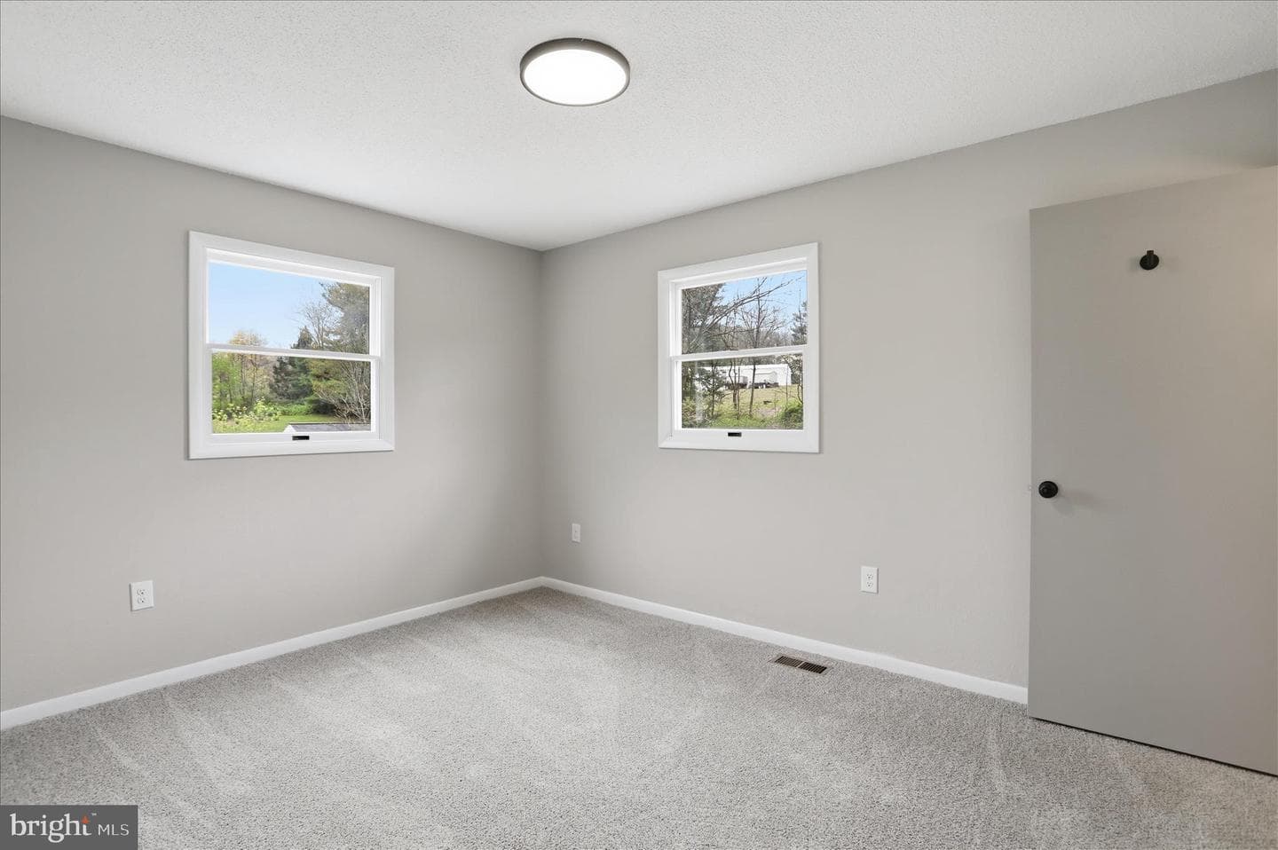381 Mellon East Road photo 20