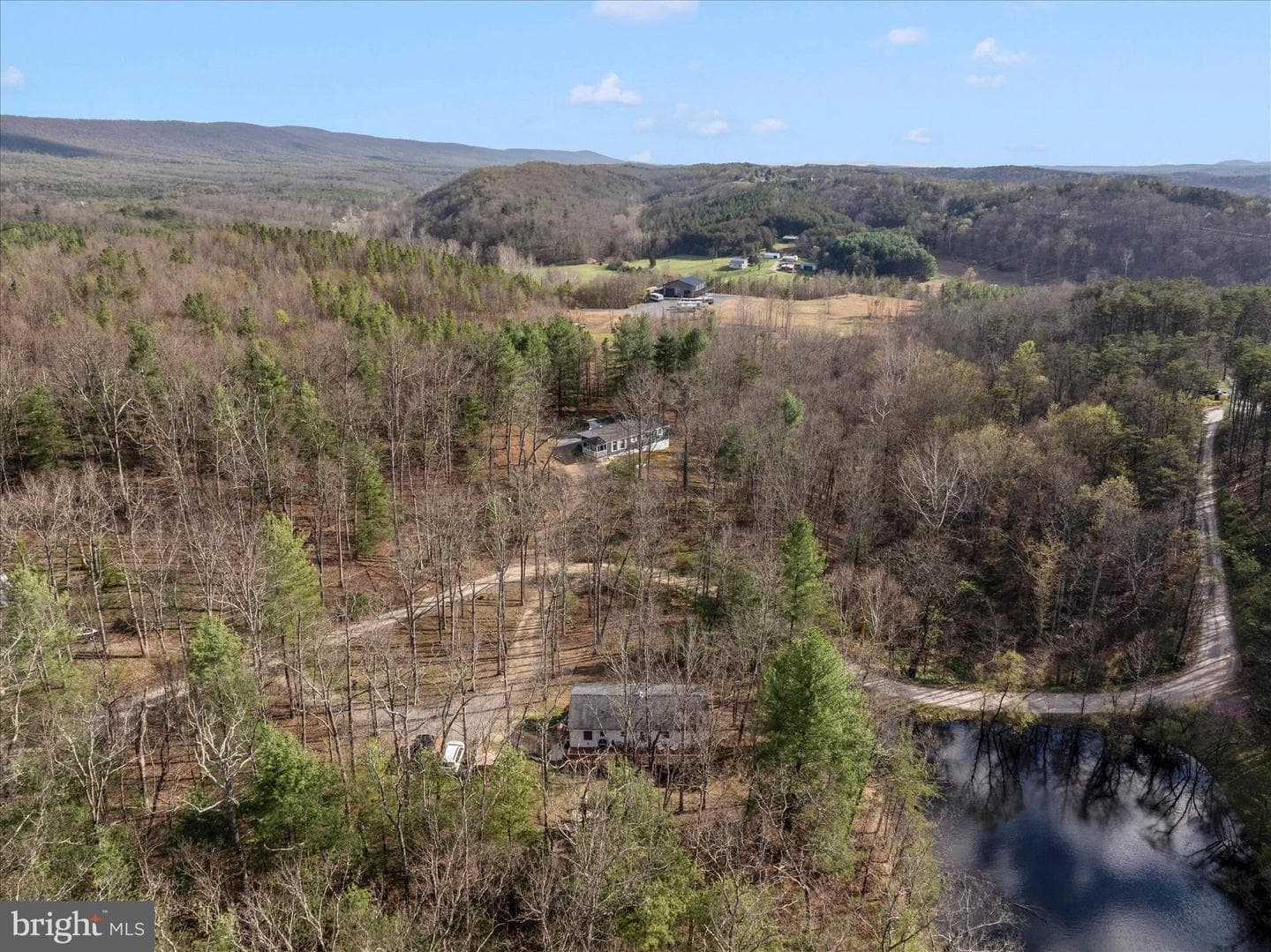 371 Oak Hill Road photo 32