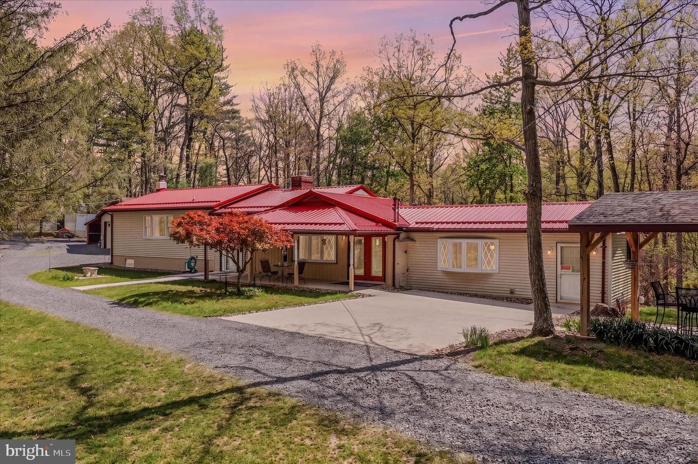 350 Keiter Drive photo 2