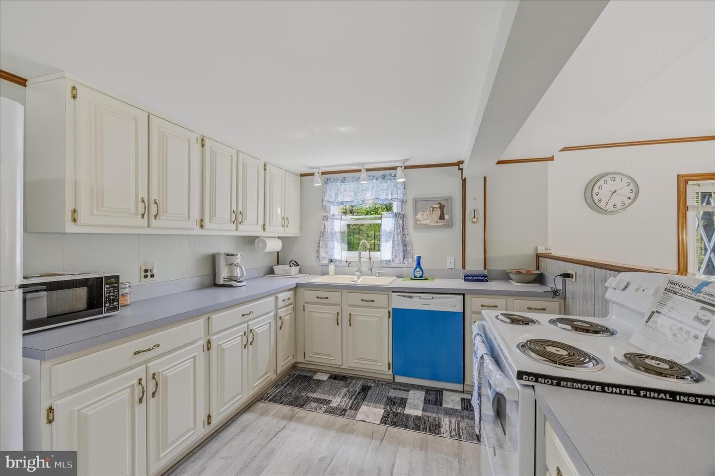 350 Keiter Drive photo 32