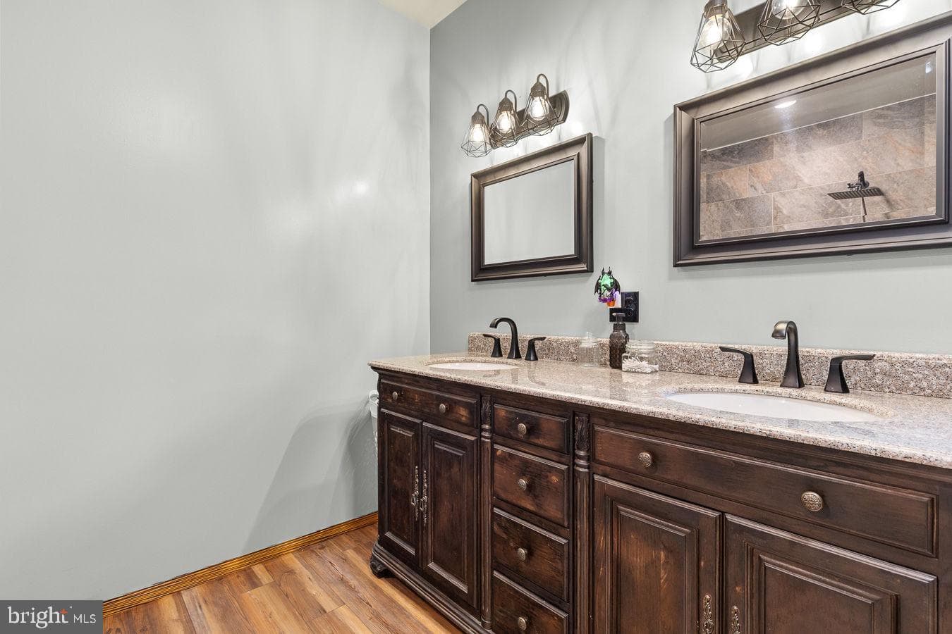 859 Hank Lane photo 14