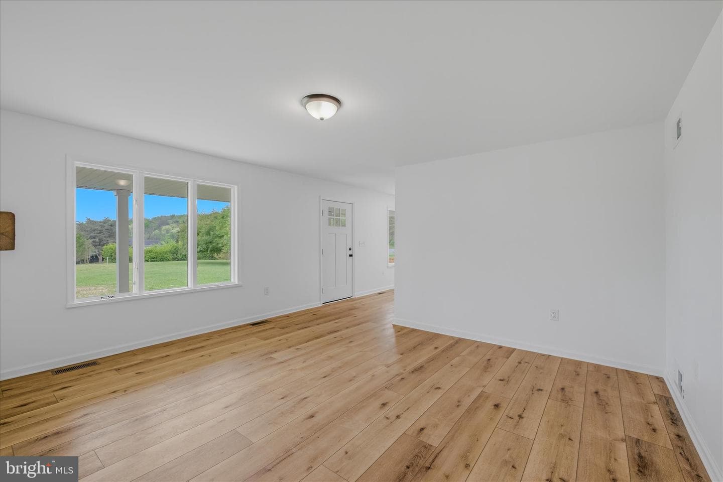 1838 Fulton Road photo 7
