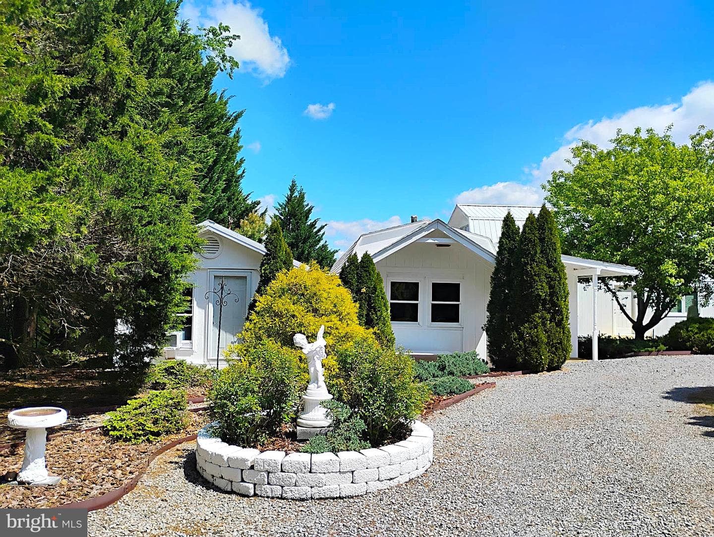 187 Sunny Meadow Place photo 3