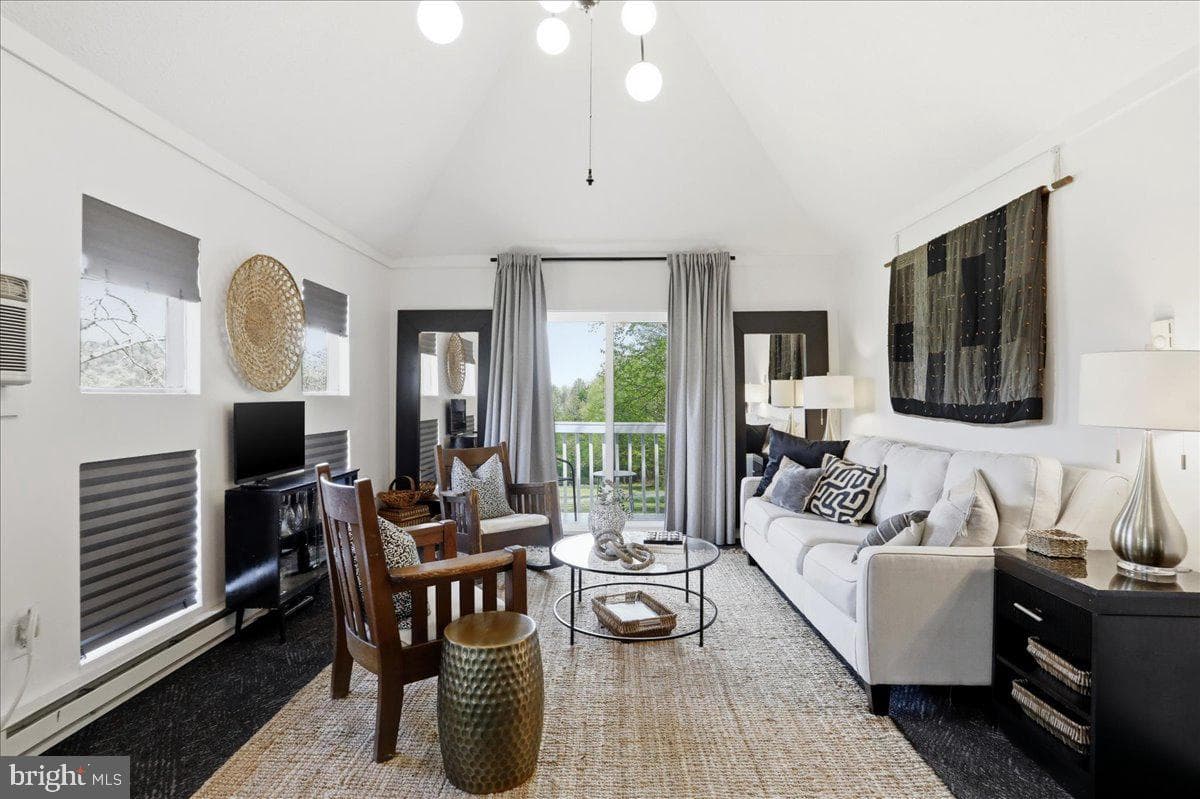 319 Gokey Lane photo 3