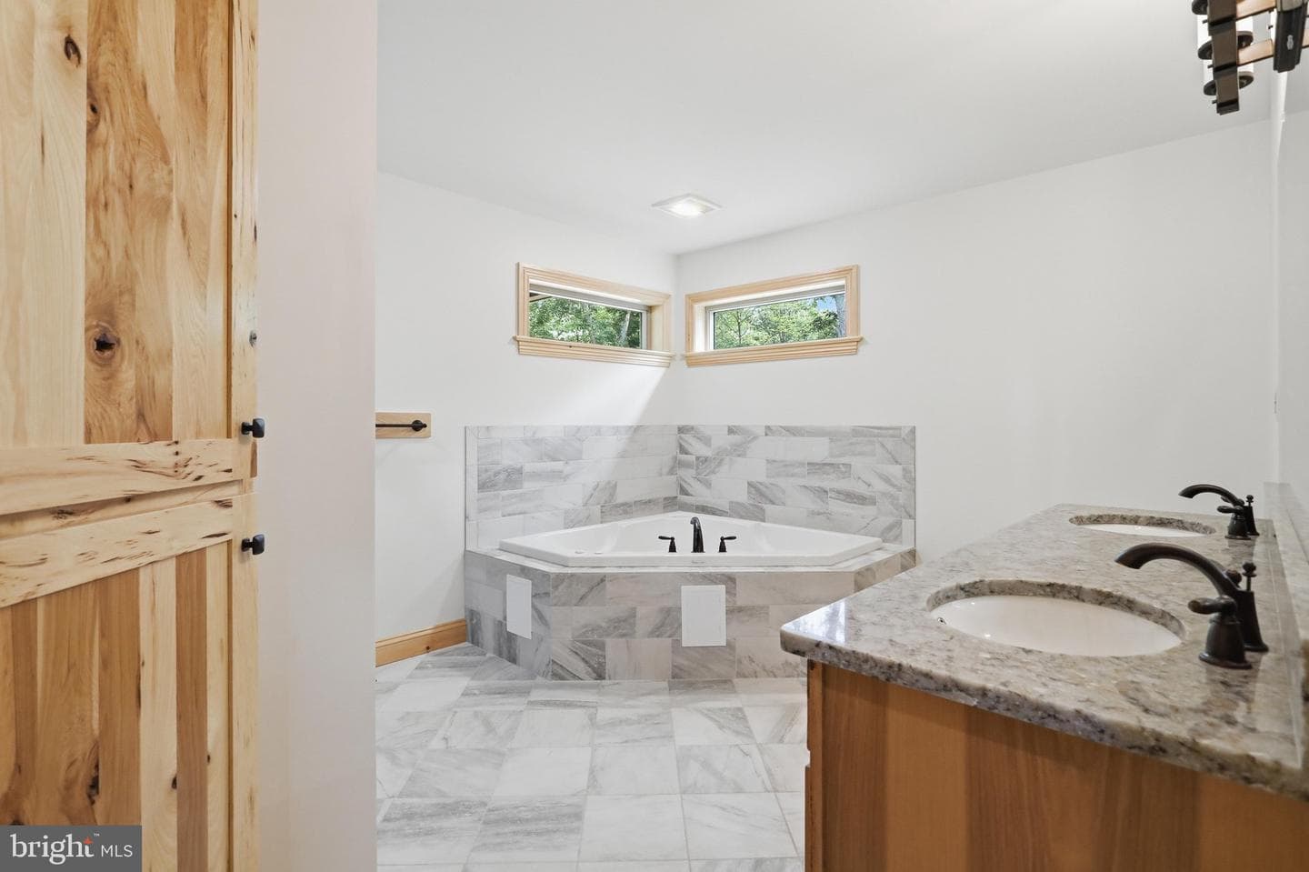 45 Lincoln Trail photo 16