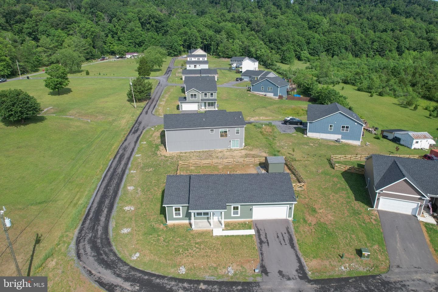 147 Greg Drive photo 13