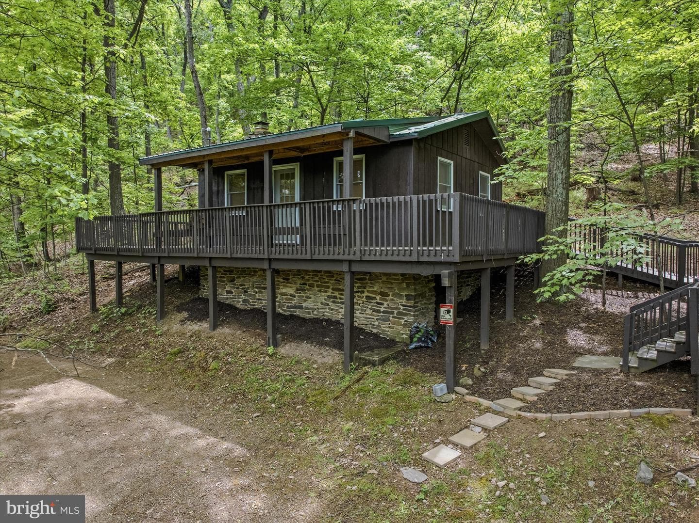 98 Ore Trail, Berkeley Springs