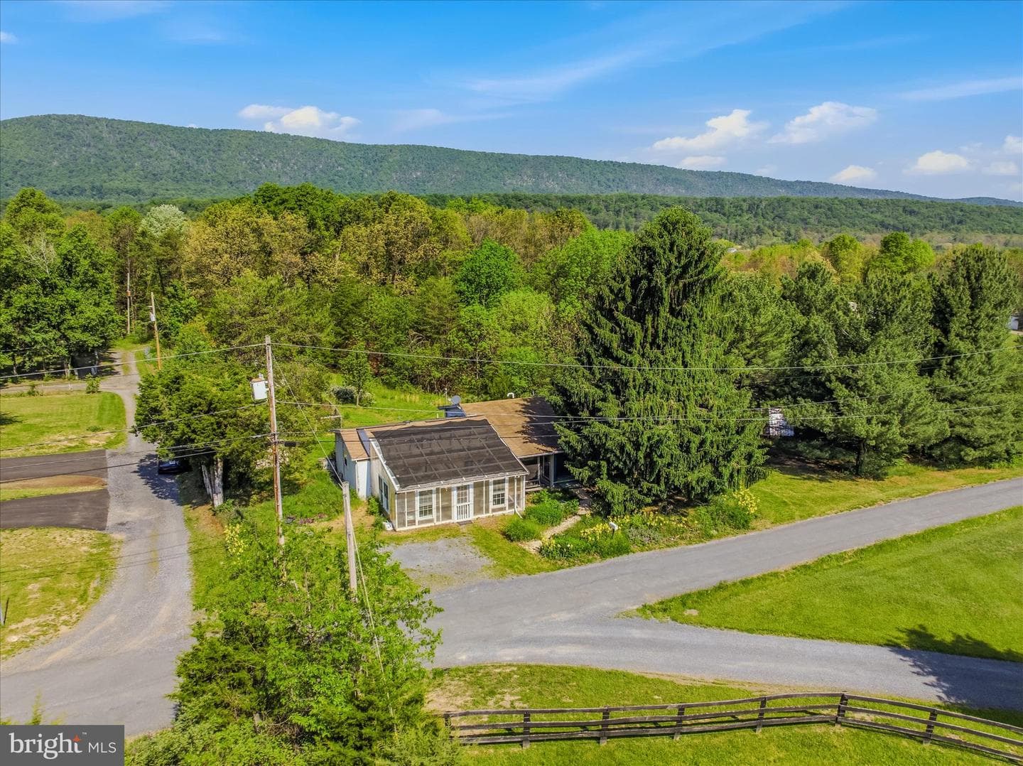 627 Apple Orchard Circle photo 42