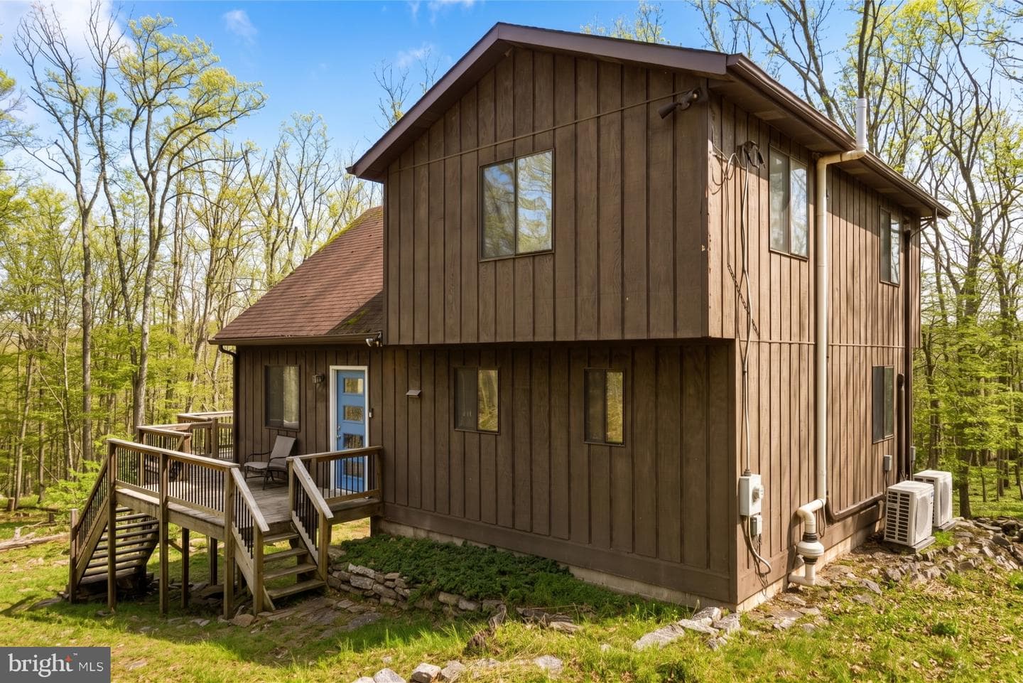 220 Leisure Lane photo 40