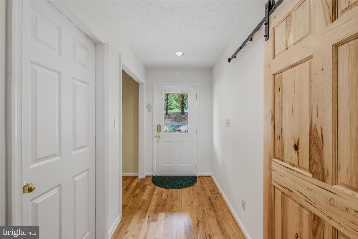 110 Montevideo Road photo 12