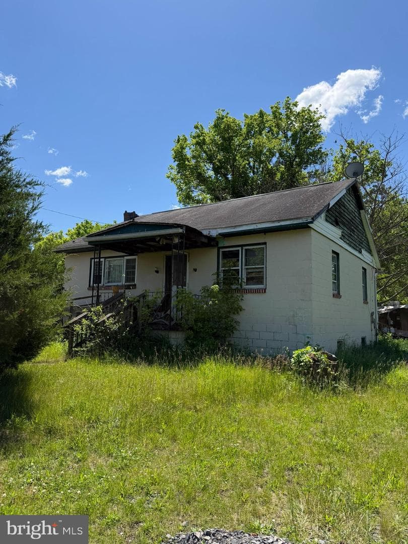 229 Wilson Street photo 2