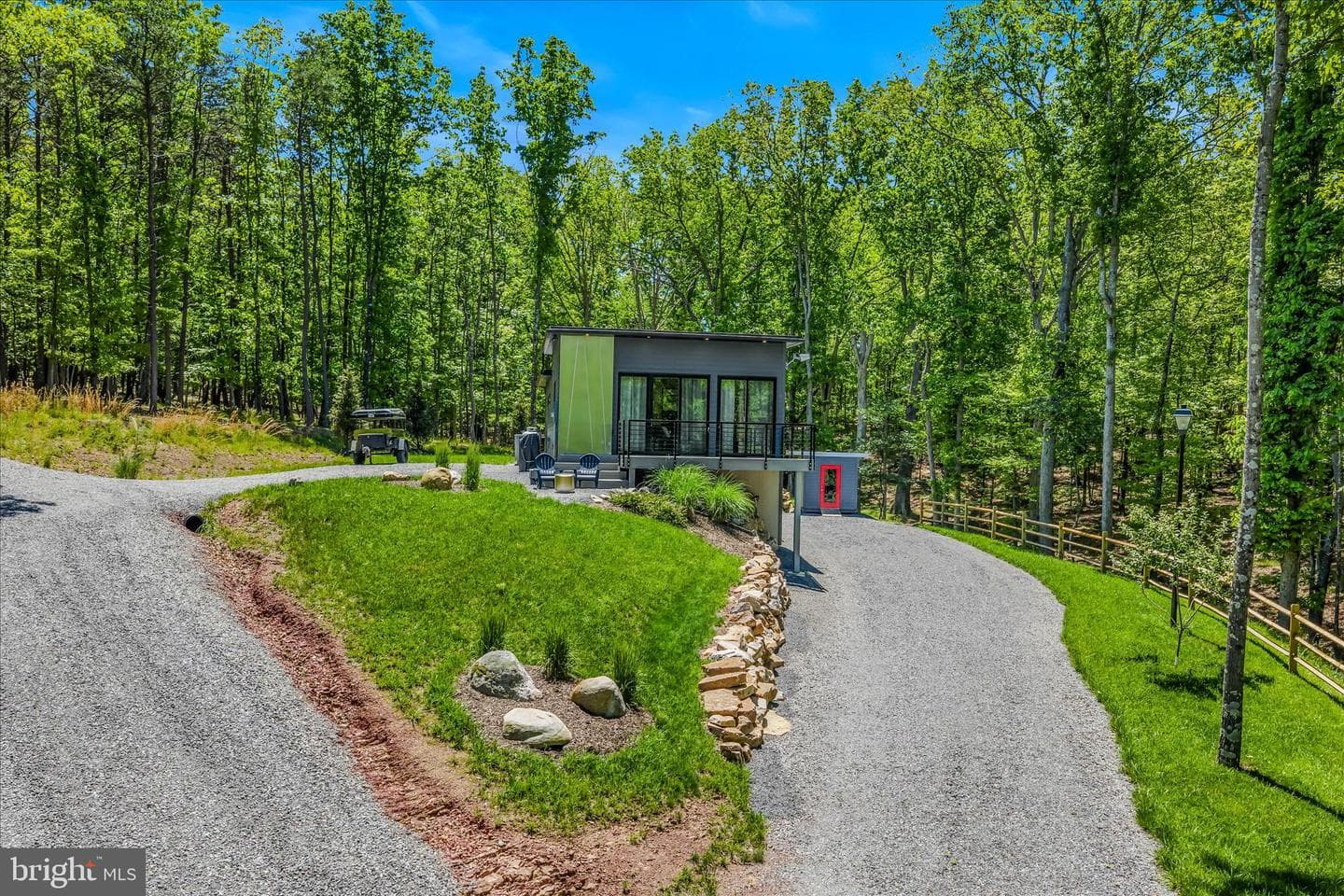 80 Holly Hill Court photo 5