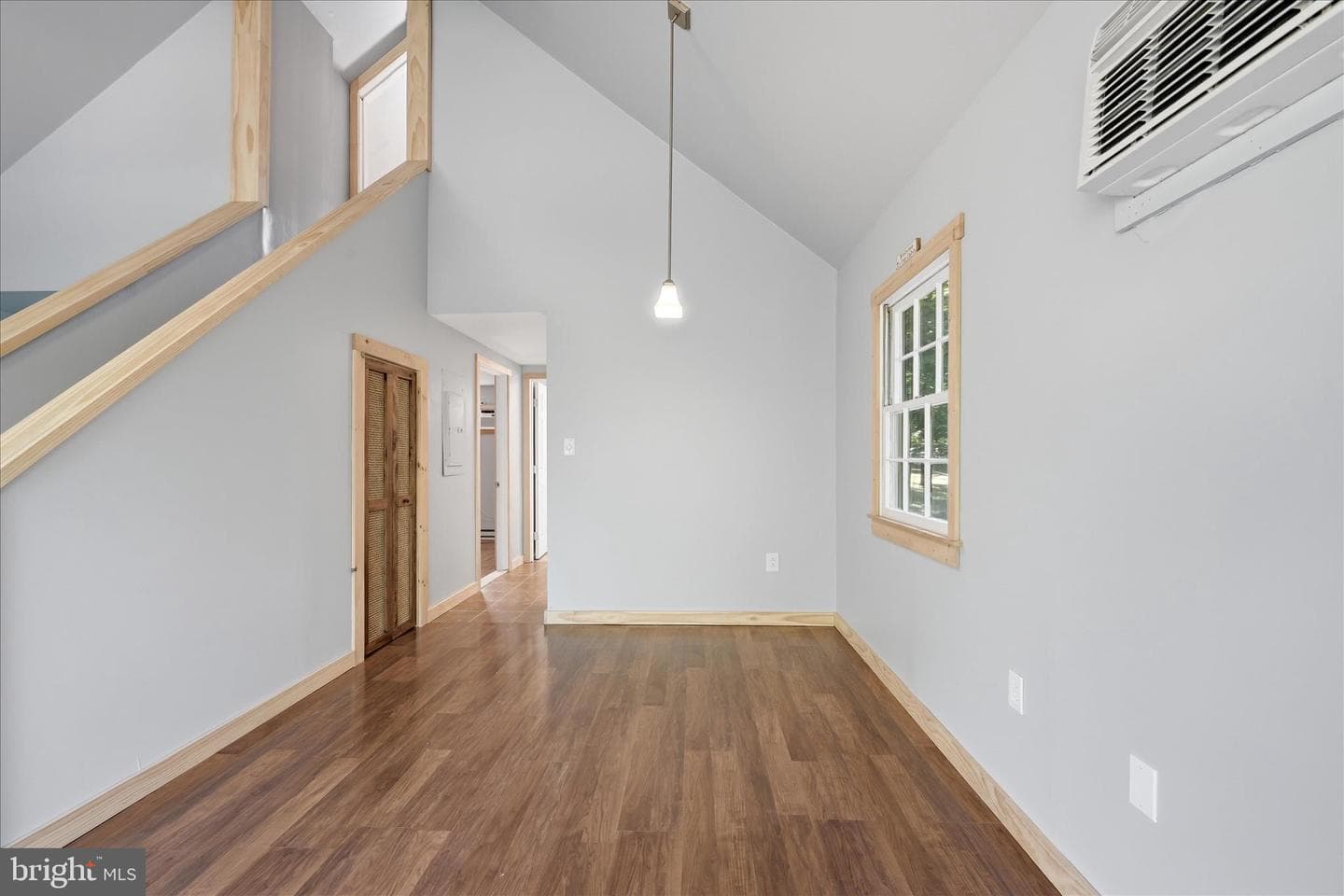 185 Plum Tree Lane photo 9