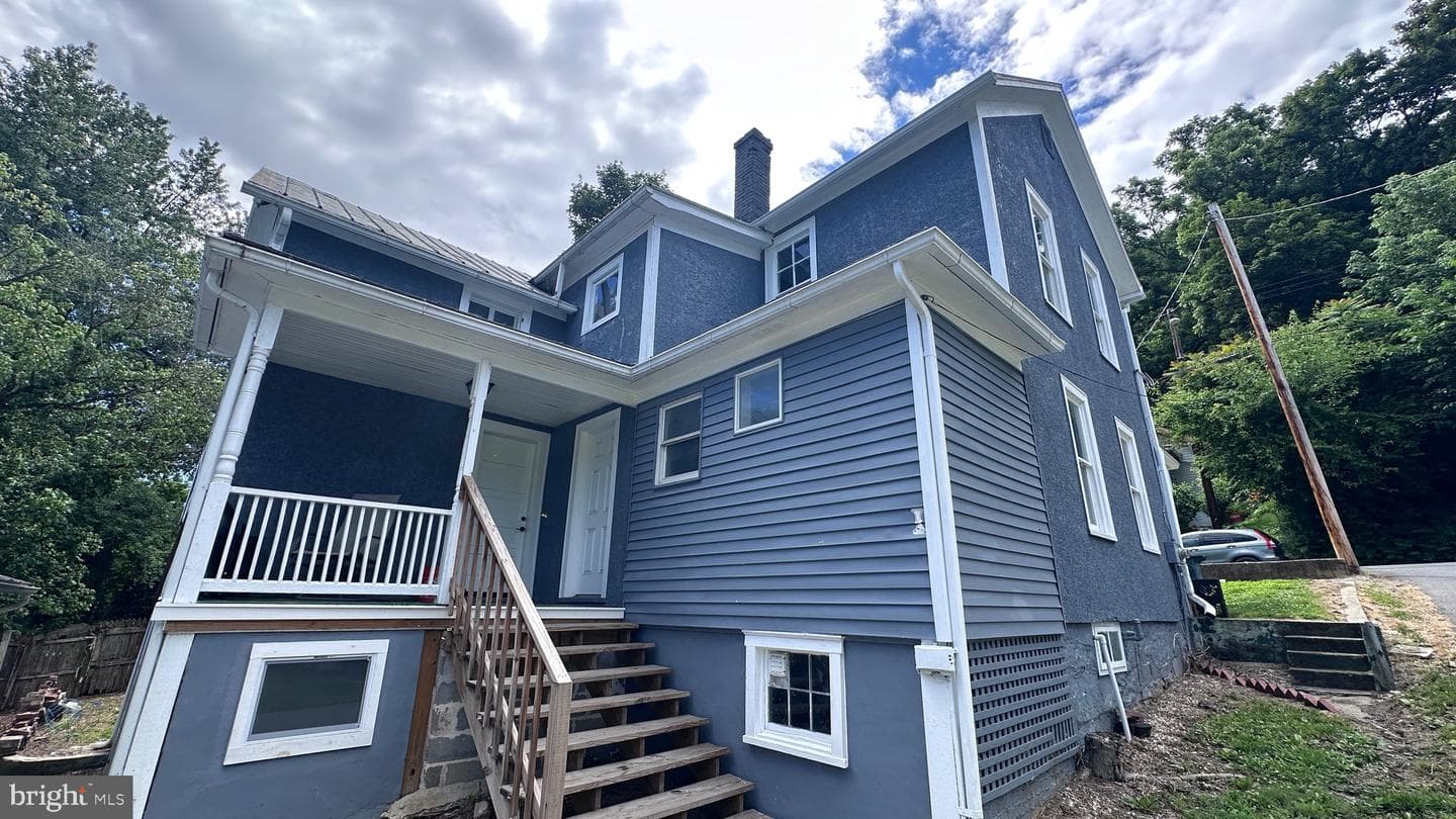 364 Wilkes Street photo 37
