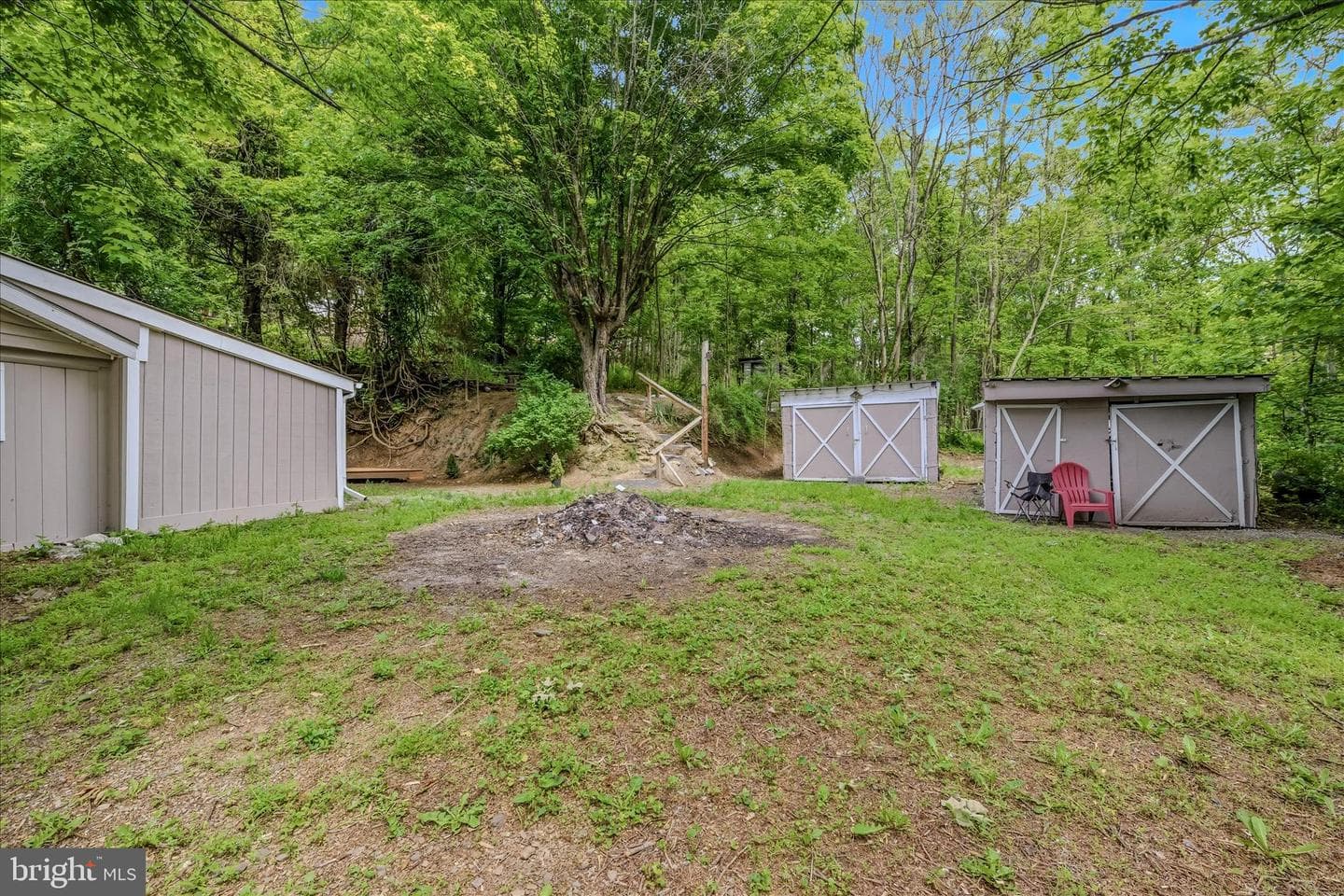 64 Hobday Lane photo 33