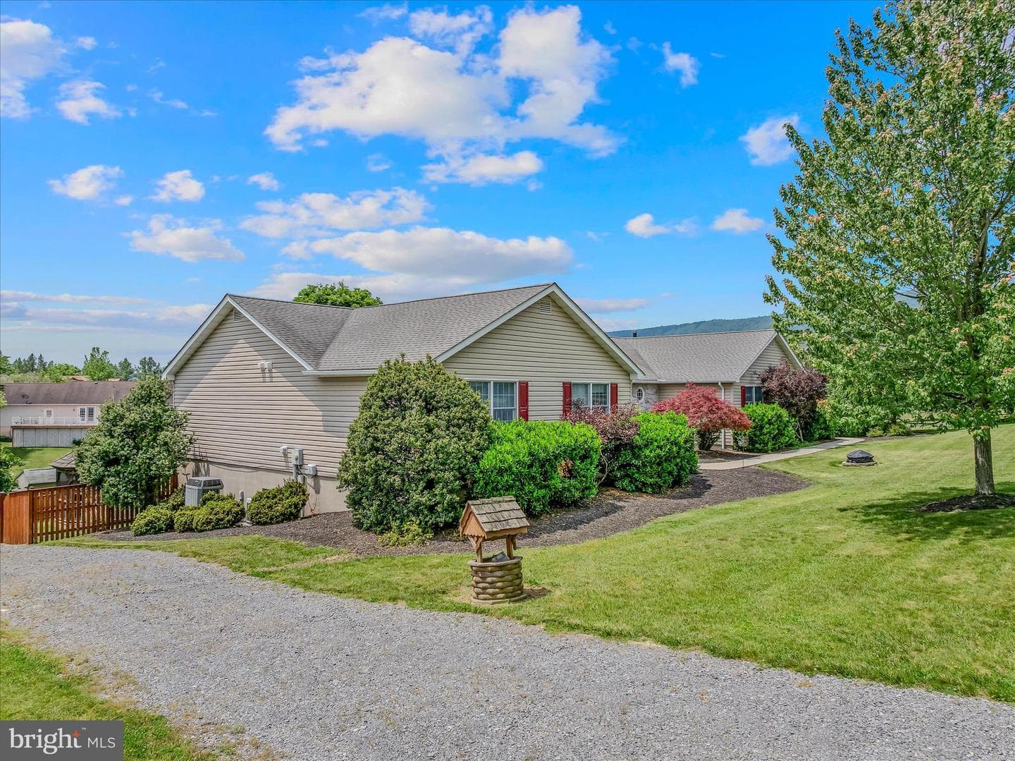 302 Prado Way, Berkeley Springs