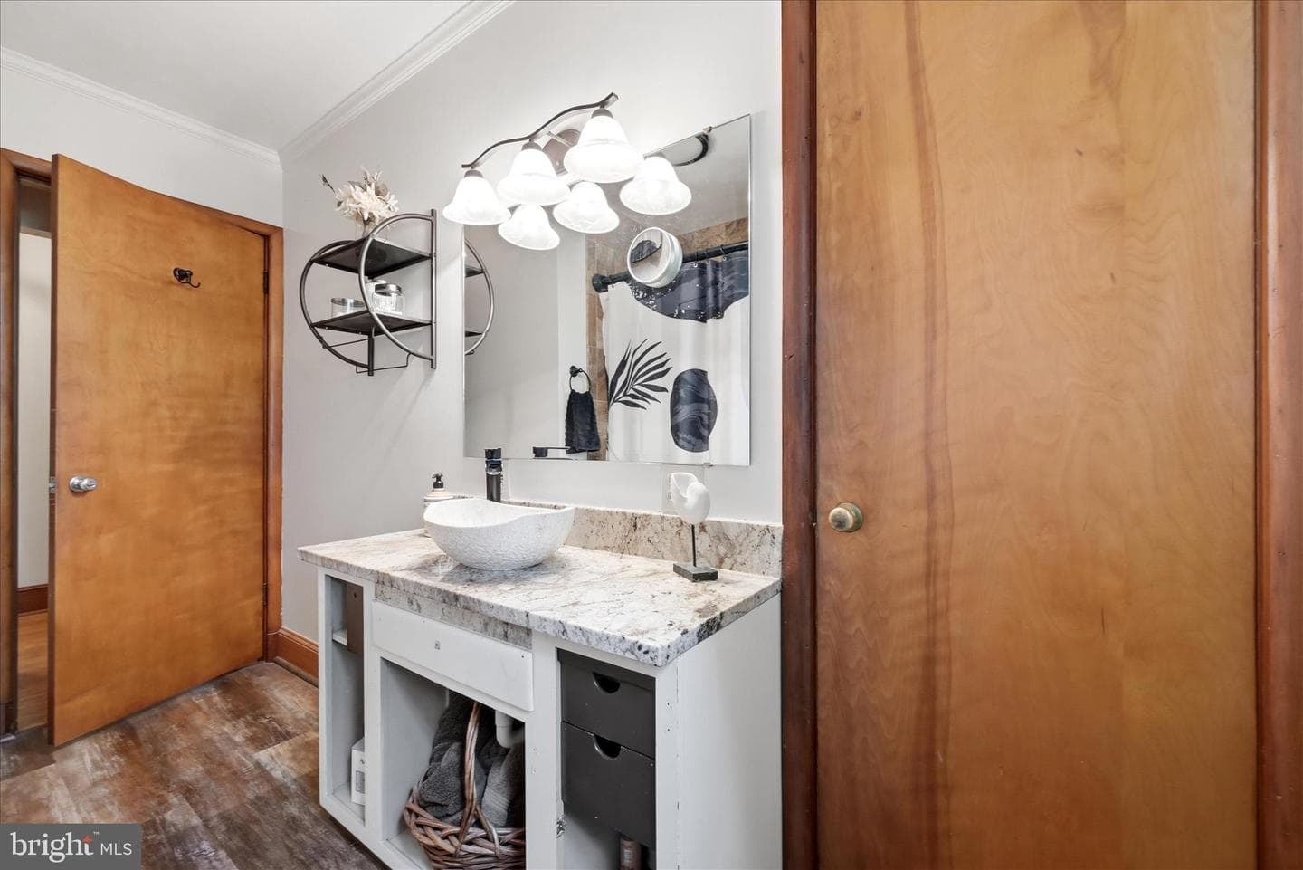 9581 Valley Road photo 29