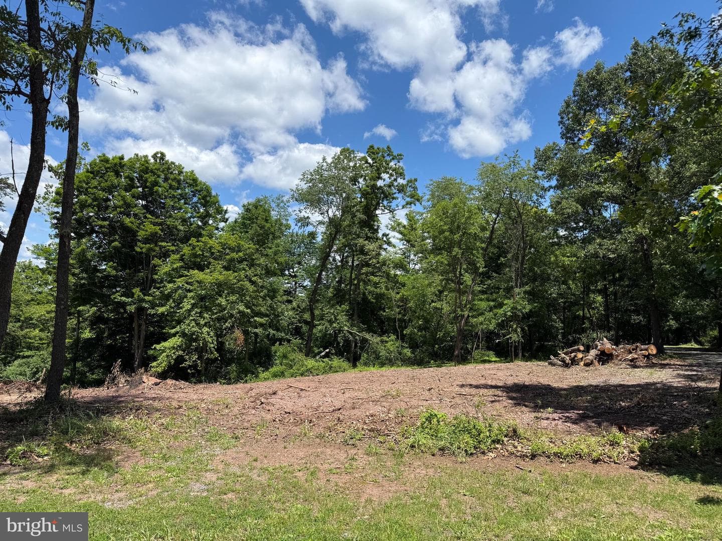 Grove Heights Road, Berkeley Springs