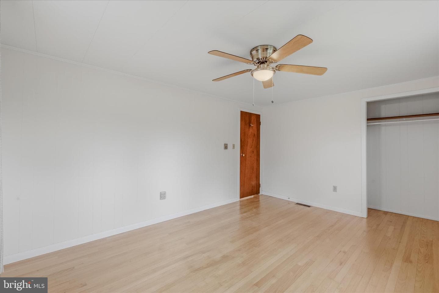 34 Morgan Lane photo 19