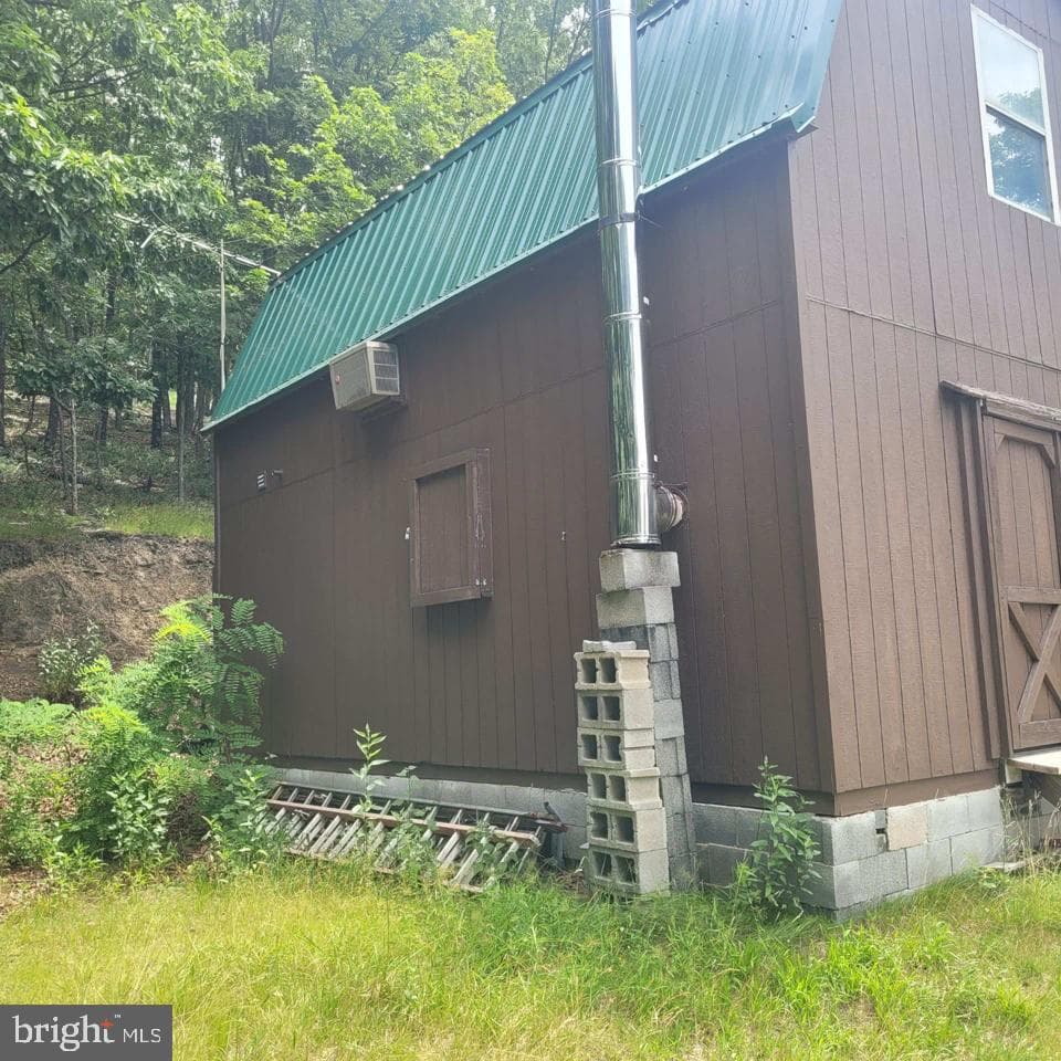 312 Outlook Lane, Great Cacapon