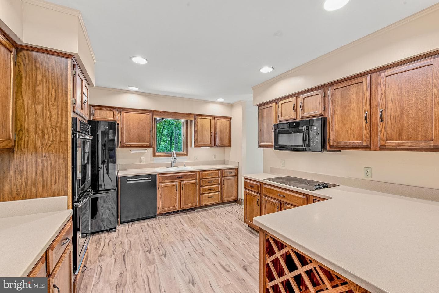 355 Sandstone Lane photo 14