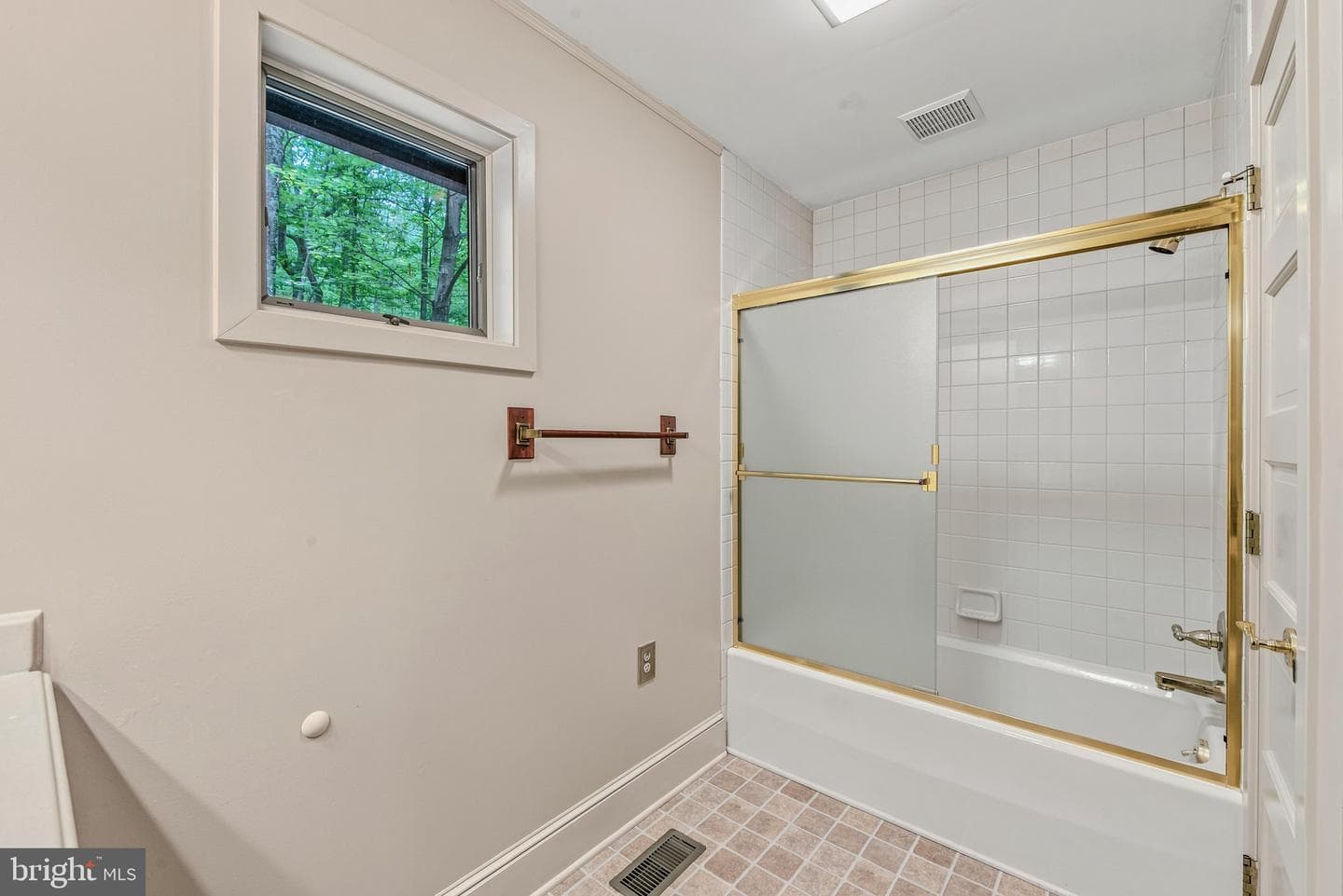 355 Sandstone Lane photo 31