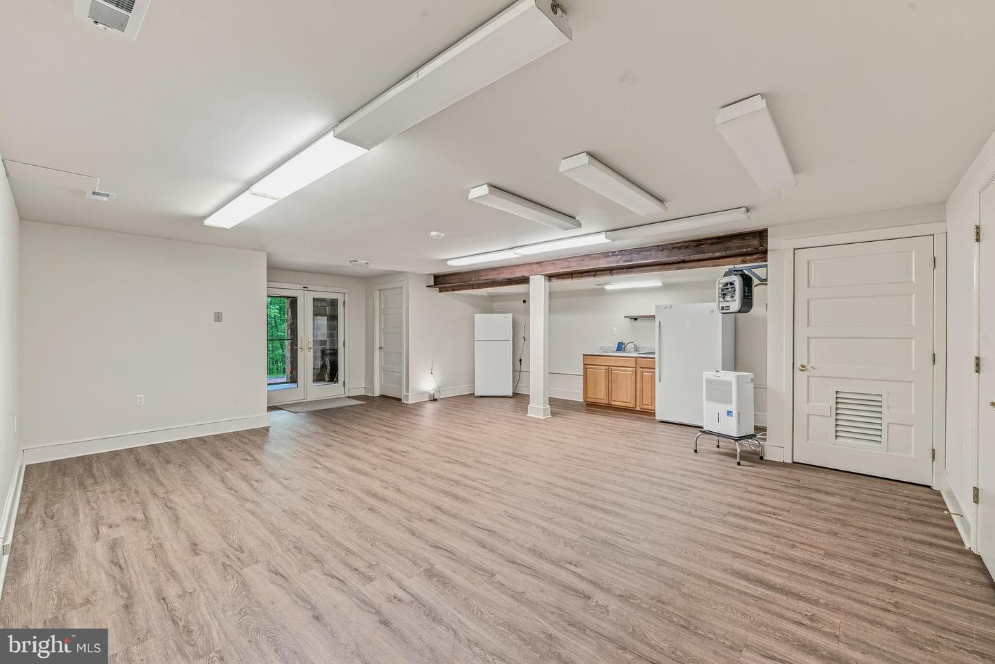 355 Sandstone Lane photo 36