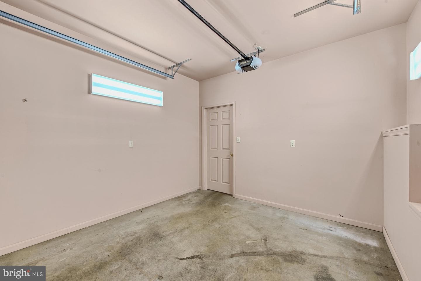 355 Sandstone Lane photo 58