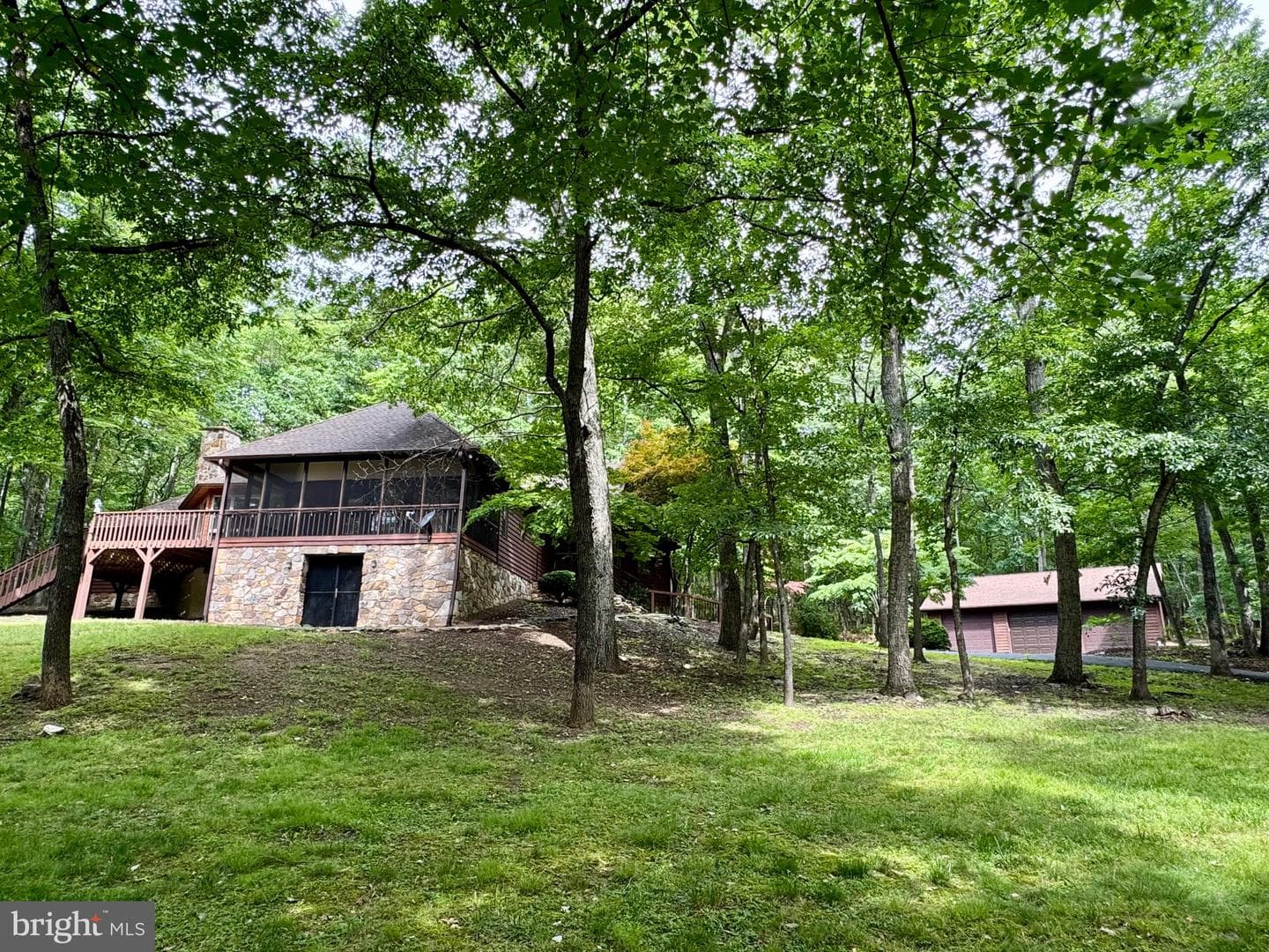 355 Sandstone Lane photo 69