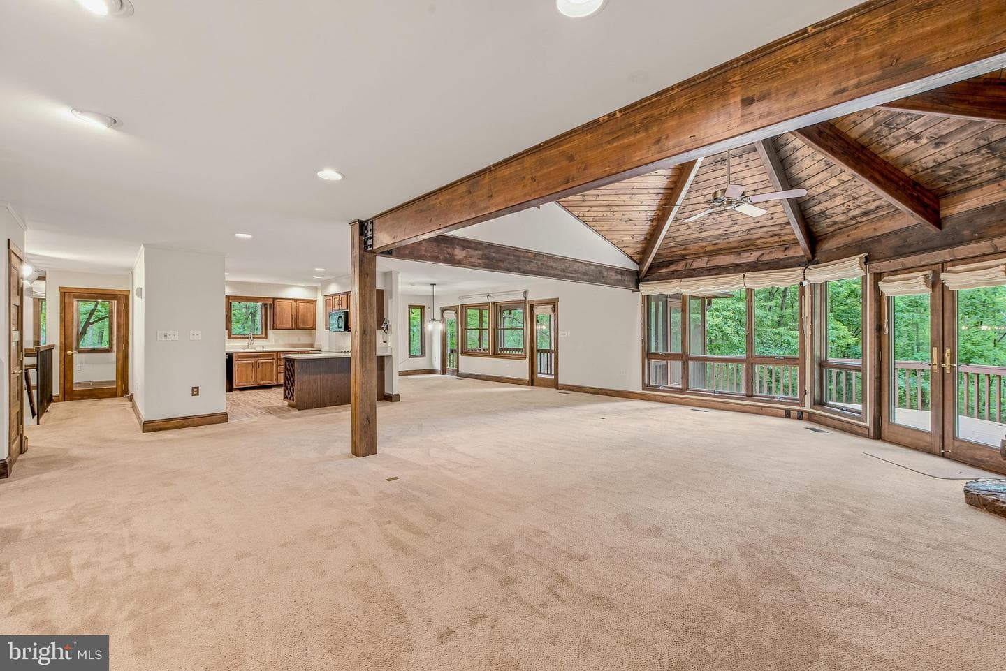 355 Sandstone Lane photo 8