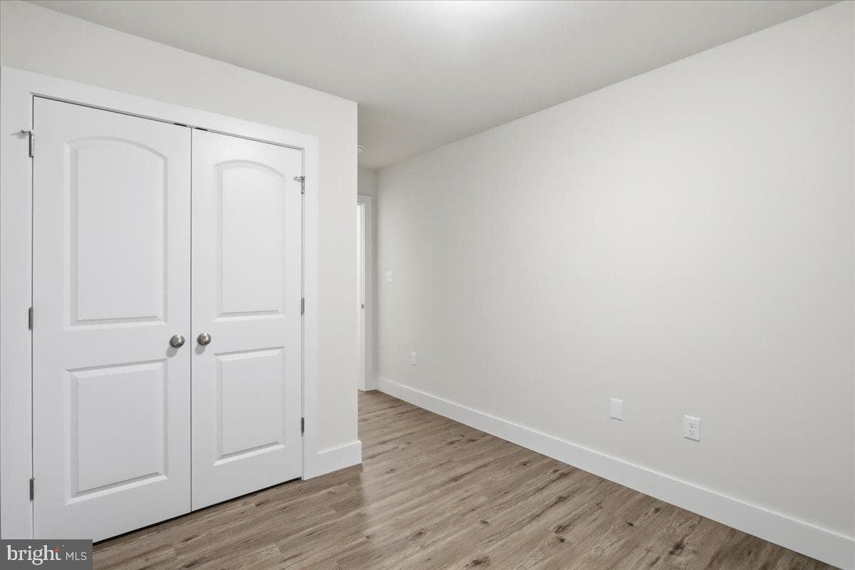 124 Medford Lane photo 23
